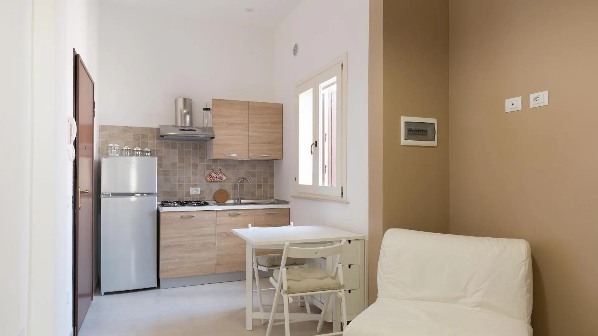 Central Apartments Noto
